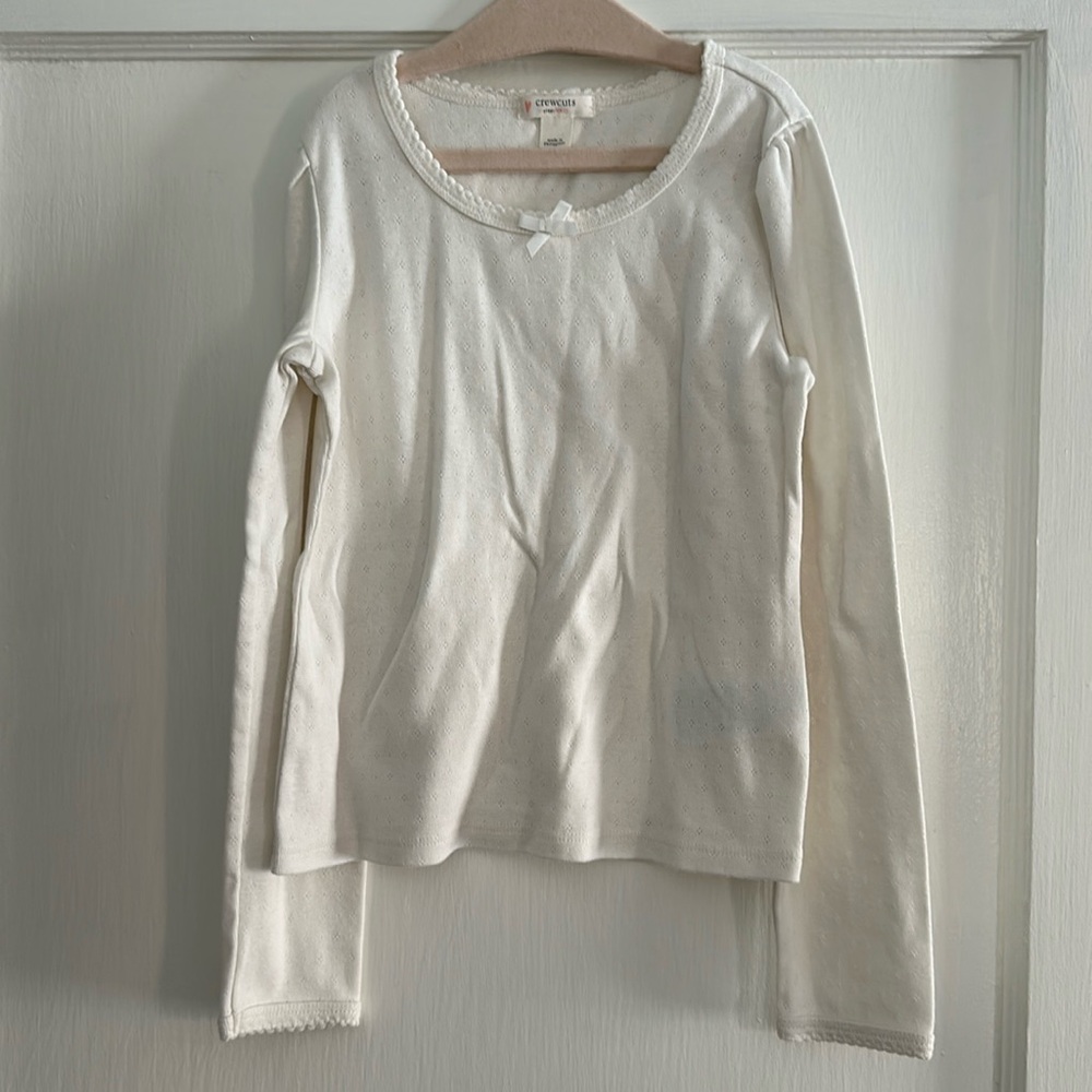 Crewcuts off white long sleeve tee w/ pretty floral design and bow sz small 6/7